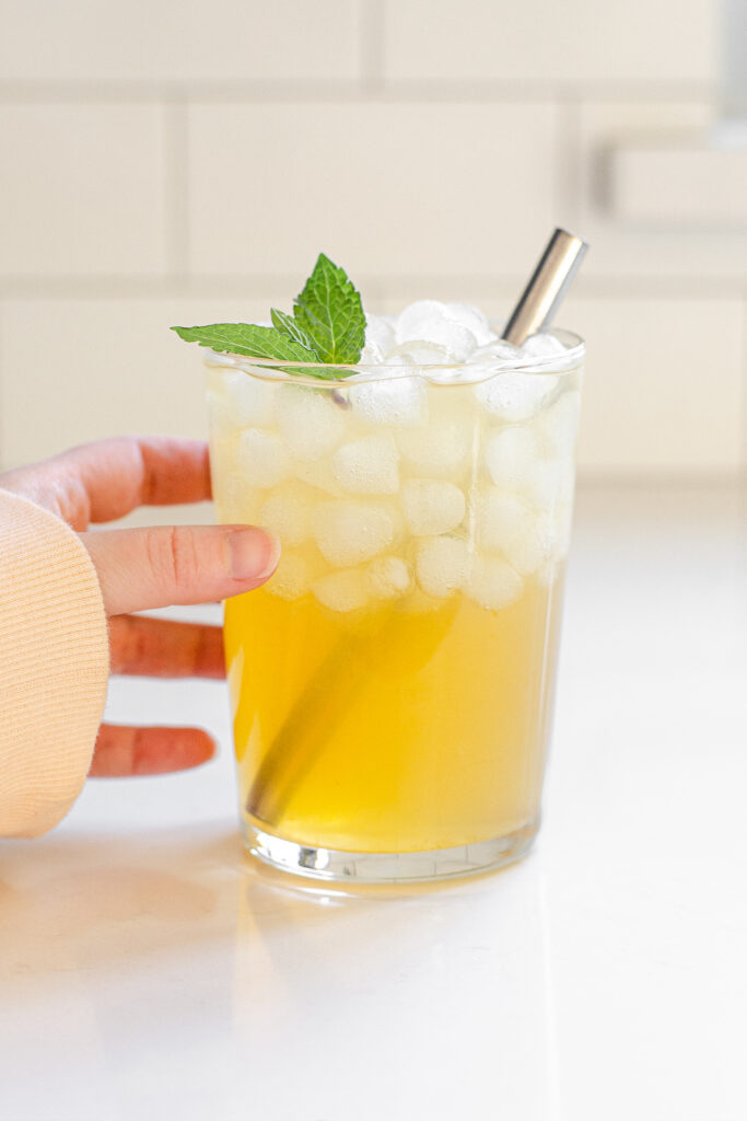 starbucks lemonade drinks